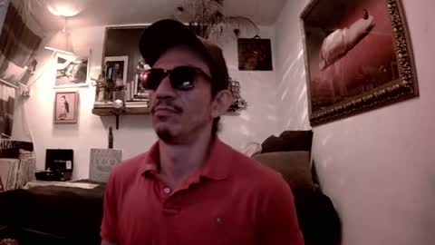 Mexican livin Off the Wall online show from March 29, 3:39 am