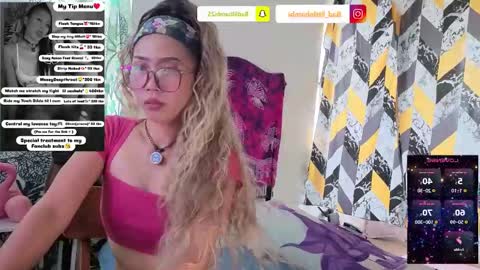 badlilbambi online show from September 22, 6:48 am