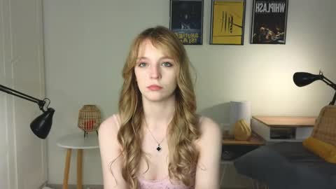 Snapshot of baeyoda chatting on April 11, 4:11 pm Kate online show from April 11, 4:11 pm