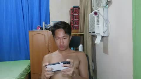 baggage00 online show from July 13, 12:35 am