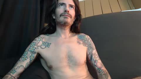 Bailey online show from January 24, 1:45 am