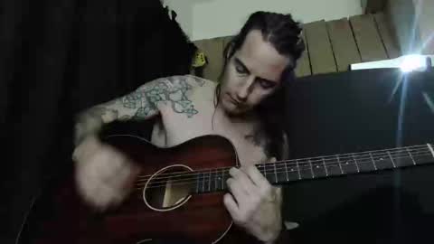 Bailey online show from February 4, 1:23 am