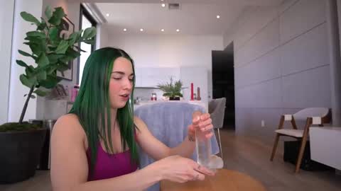 Snapshot of bailey_eilish chatting on February 22, 1:46 pm Bailey online show from February 22, 1:46 pm