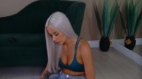 Snapshot of bailey_rush chatting on September 11, 1:11 pm bailey_rush online show from September 11, 1:11 pm