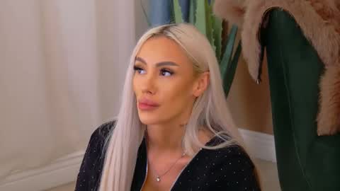 Snapshot of bailey_rush chatting on November 19, 5:57 pm bailey_rush online show from November 19, 5:57 pm