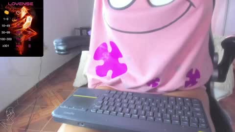 Snapshot of baileyadamss chatting on January 6, 12:46 pm IM BAILEY online show from January 6, 12:46 pm