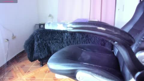 Snapshot of baileyadamss chatting on January 14, 2:50 am IM BAILEY online show from January 14, 2:50 am