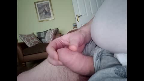 Snapshot of ballymoneysham chatting on February 1, 10:14 am ballymoneysham online show from February 1, 10:14 am