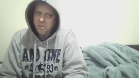 Snapshot of ballzrockwell chatting on October 15, 12:05 pm ballzrockwell online show from October 15, 12:05 pm