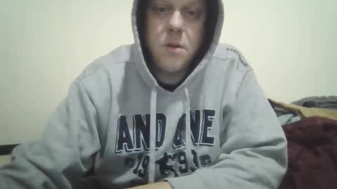 Snapshot of ballzrockwell chatting on October 19, 1:45 pm ballzrockwell online show from October 19, 1:45 pm