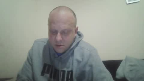 Snapshot of ballzrockwell chatting on November 23, 5:35 pm ballzrockwell online show from November 23, 5:35 pm