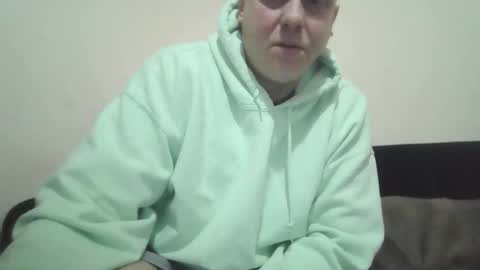 Snapshot of ballzrockwell chatting on February 26, 12:04 pm ballzrockwell online show from February 26, 12:04 pm