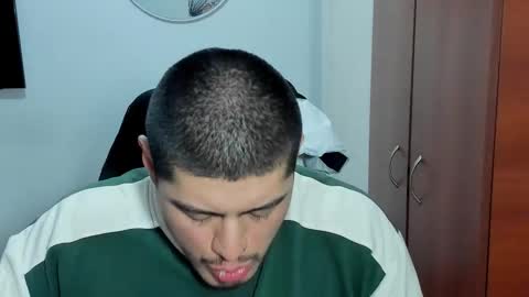 Andres -  online show from October 2, 2:07 am