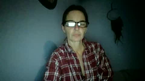 Snapshot of bamacpl80 chatting on May 4, 1:34 am bamacpl80 online show from May 4, 1:34 am