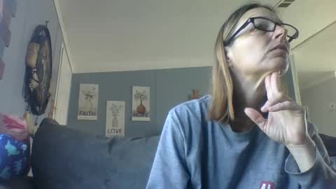 Snapshot of bamacpl80 chatting on May 14, 2:46 pm bamacpl80 online show from May 14, 2:46 pm