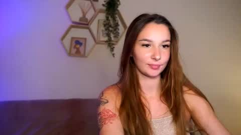 Snapshot of bambiiqueeen chatting on July 15, 4:23 pm Princess online show from July 15, 4:23 pm