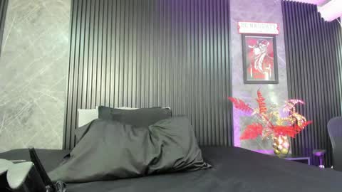 Bambi online show from December 22, 1:11 pm