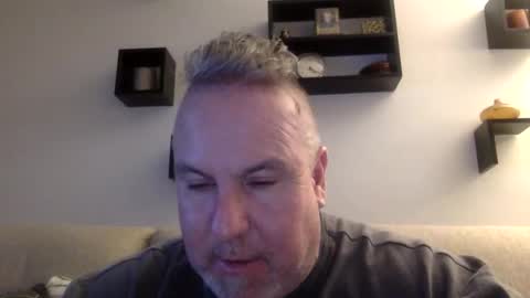 Snapshot of banana5289 chatting on February 18, 9:22 pm banana5289 online show from February 18, 9:22 pm