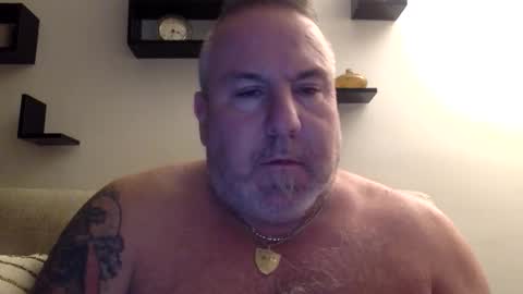 Snapshot of banana5289 chatting on February 23, 8:33 am banana5289 online show from February 23, 8:33 am