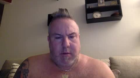 Snapshot of banana5289 chatting on March 1, 10:50 am banana5289 online show from March 1, 10:50 am