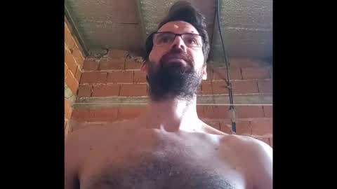 Ezequiel online show from December 2, 5:30 pm