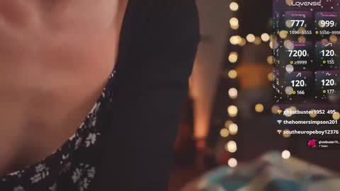 Ellen and  online show from February 17, 5:43 pm