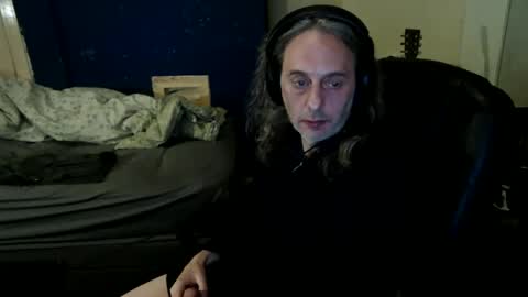 Snapshot of bangintoleather chatting on April 24, 2:58 am bangintoleather online show from April 24, 2:58 am