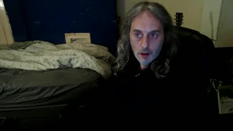 Snapshot of bangintoleather chatting on May 2, 1:32 am bangintoleather online show from May 2, 1:32 am