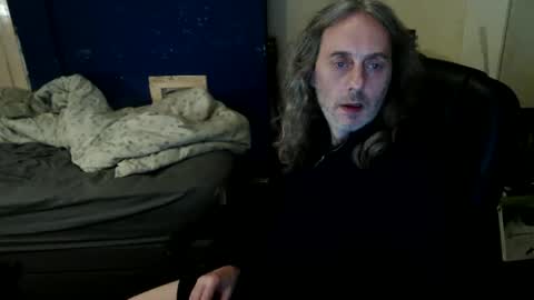 Snapshot of bangintoleather chatting on May 3, 2:17 am bangintoleather online show from May 3, 2:17 am