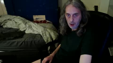 Snapshot of bangintoleather chatting on May 24, 1:54 am bangintoleather online show from May 24, 1:54 am