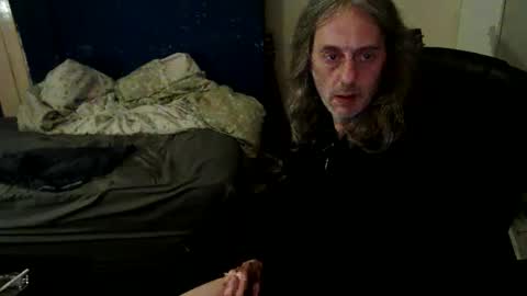 Snapshot of bangintoleather chatting on June 3, 2:03 am bangintoleather online show from June 3, 2:03 am