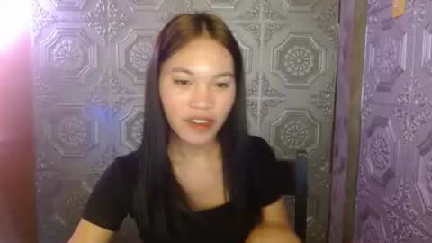 baninay810654 online show from October 22, 9:47 pm