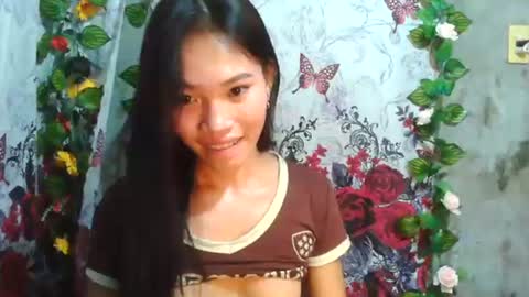 baninay810654 online show from July 18, 10:57 pm
