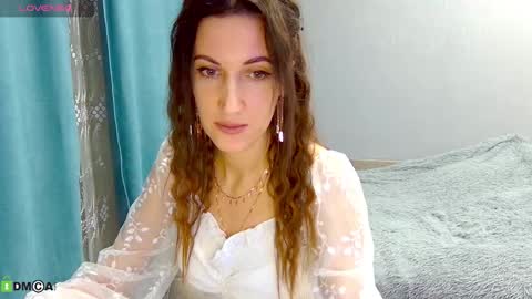 Snapshot of bany_brandy chatting on November 5, 9:59 pm Emma online show from November 5, 9:59 pm