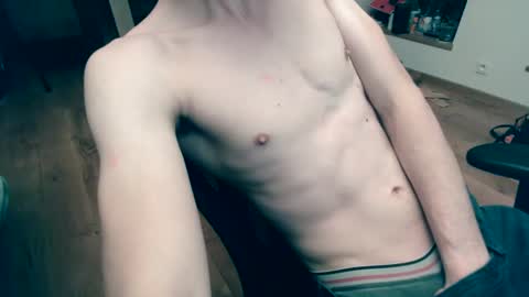 Snapshot of banzal chatting on December 9, 4:58 pm banzak online show from December 9, 4:58 pm