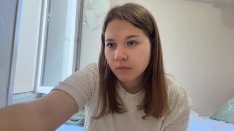 Snapshot of baosznejkowski chatting on May 6, 1:27 pm Sumi online show from May 6, 1:27 pm