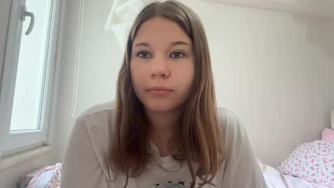 Snapshot of baosznejkowski chatting on May 14, 1:07 pm Sumi online show from May 14, 1:07 pm