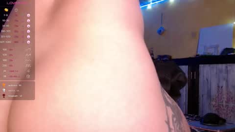 lilithgreen7 online show from March 12, 8:42 am