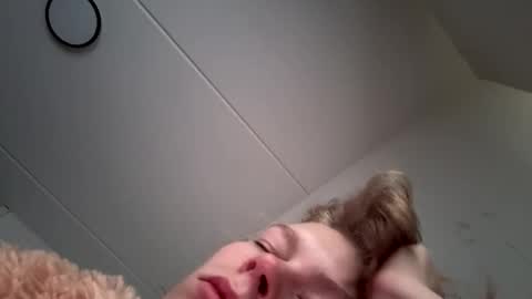 Snapshot of barbara53000 chatting on September 22, 9:11 am charliejones online show from September 22, 9:11 am