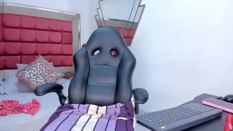 Snapshot of barbaraknox_ chatting on January 14, 12:14 pm Barbara online show from January 14, 12:14 pm