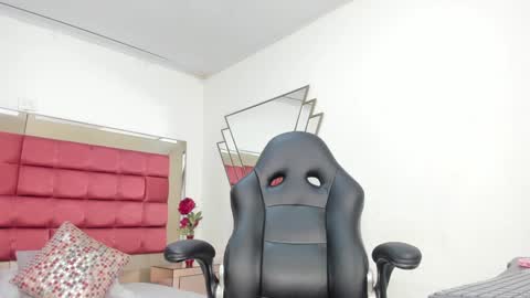Snapshot of barbaraknox_ chatting on January 21, 12:07 pm Barbara online show from January 21, 12:07 pm