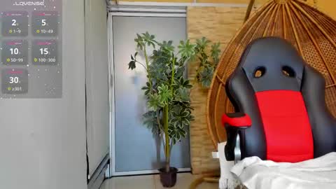 Snapshot of barbaraknox_ chatting on February 27, 3:25 am Barbara online show from February 27, 3:25 am