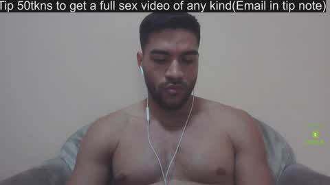 Ruben-Mei online show from December 15, 4:22 pm