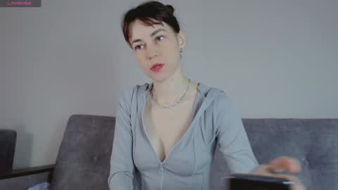 Amina online show from January 9, 11:36 am