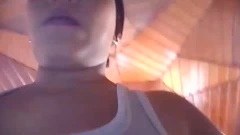 Snapshot of barbi_boobs chatting on October 31, 12:50 pm barbi_boobs online show from October 31, 12:50 pm