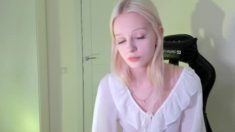 Bella online show from January 6, 7:12 am