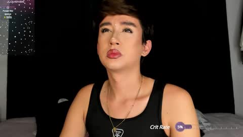 Snapshot of barbie_boy_ chatting on December 3, 8:16 am I work from home this is my room 3 online show from December 3, 8:16 am