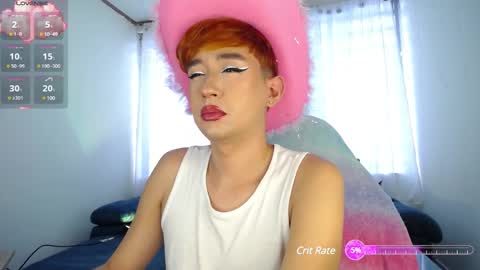 Snapshot of barbie_boy_ chatting on December 29, 11:50 am I work from home this is my room 3 online show from December 29, 11:50 am