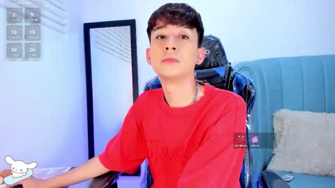 Snapshot of barbie_boy_ chatting on January 17, 2:11 pm I work from home this is my room 3 online show from January 17, 2:11 pm