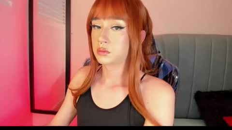 Snapshot of barbie_boy_ chatting on February 26, 2:27 pm I work from home this is my room 3 online show from February 26, 2:27 pm